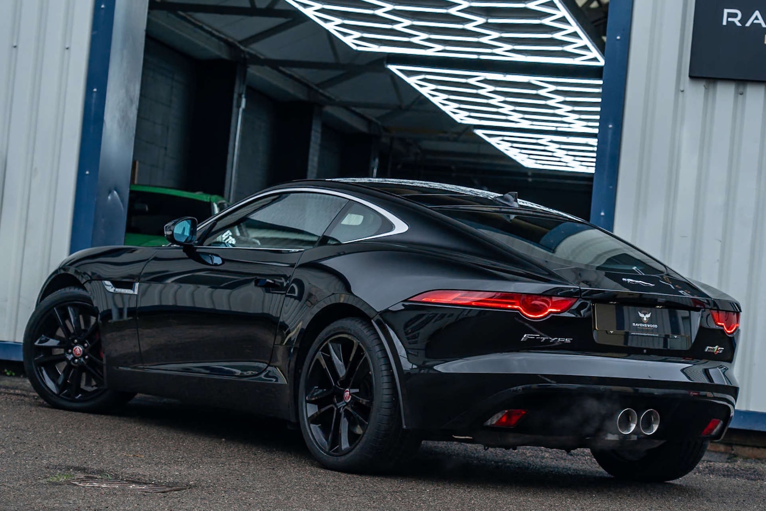 Used Jaguar F-Type 2015 for sale - 76861639: Photo 31