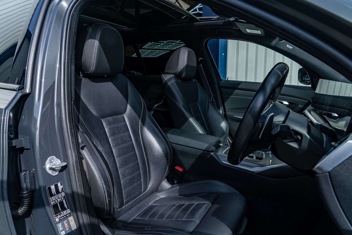 Used BMW 3 Series 2023 for sale - 77964850: Photo 10