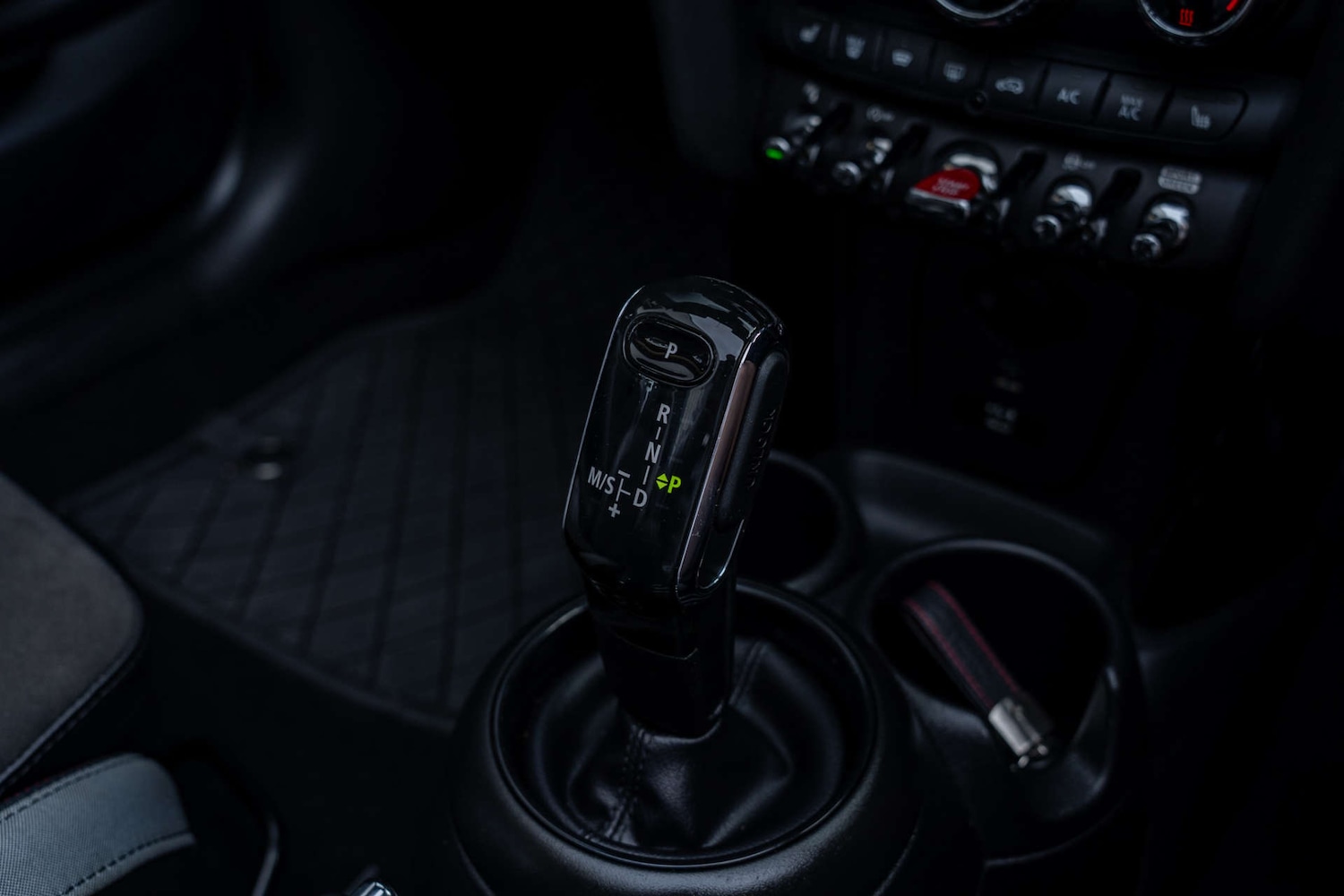 Used MINI Convertible 2022 for sale - 77370952: Photo 18