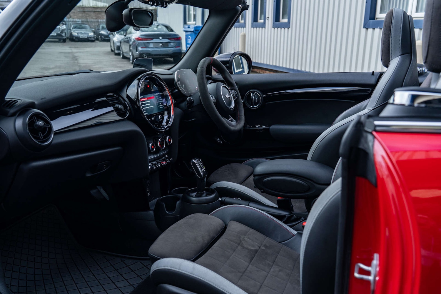 Used MINI Convertible 2022 for sale - 77370952: Photo 9