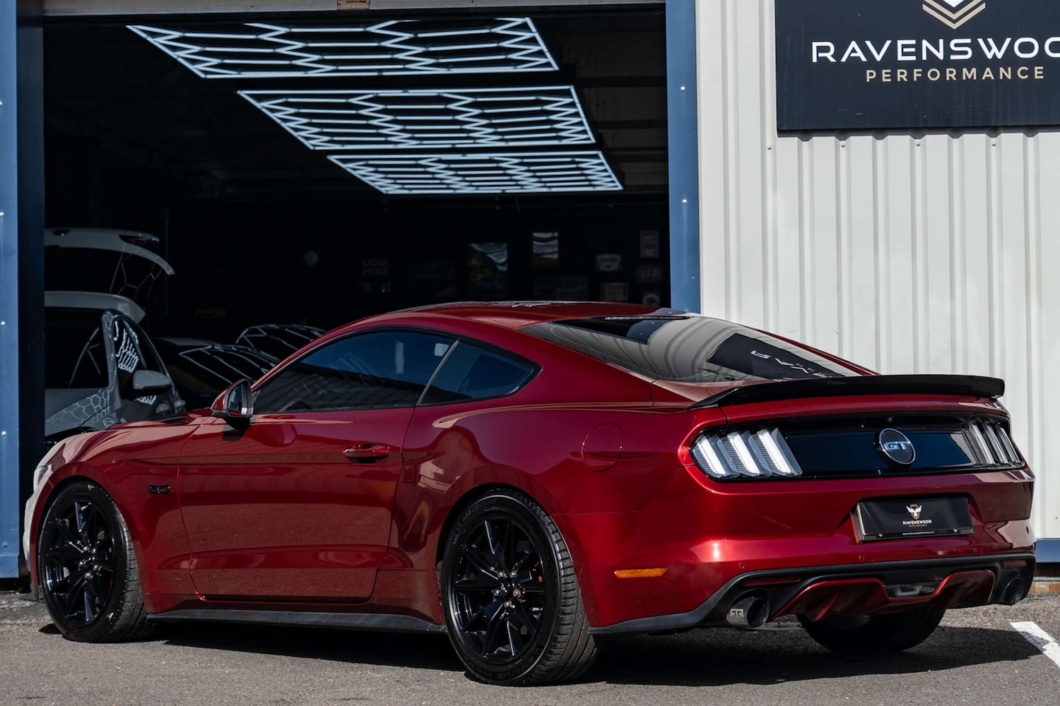 Used Ford Mustang 2016 for sale - 77667903: Photo 2