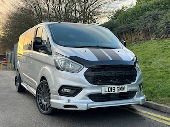 Used Ford Tourneo Custom 2019 for sale - 79882447: Photo
