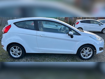 Used Ford Fiesta 2015 for sale - 76697882: Photo