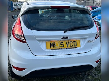 Used Ford Fiesta 2015 for sale - 76697882: Photo