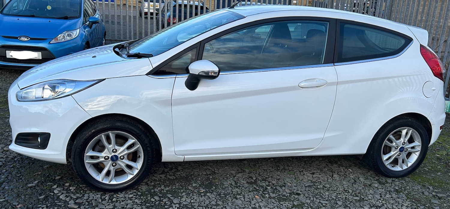 Used Ford Fiesta 2015 for sale - 76697882: Photo 6