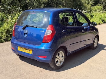 Used Hyundai i10 2011 for sale - 79539445: Photo
