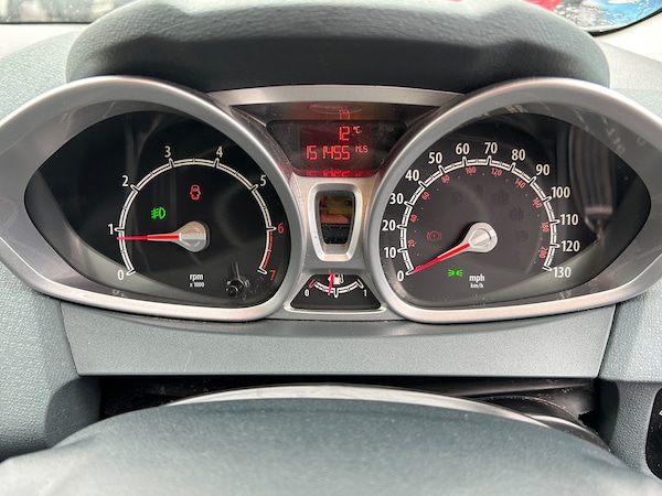 Used Ford Fiesta 2010 for sale - 76339311: Photo 12