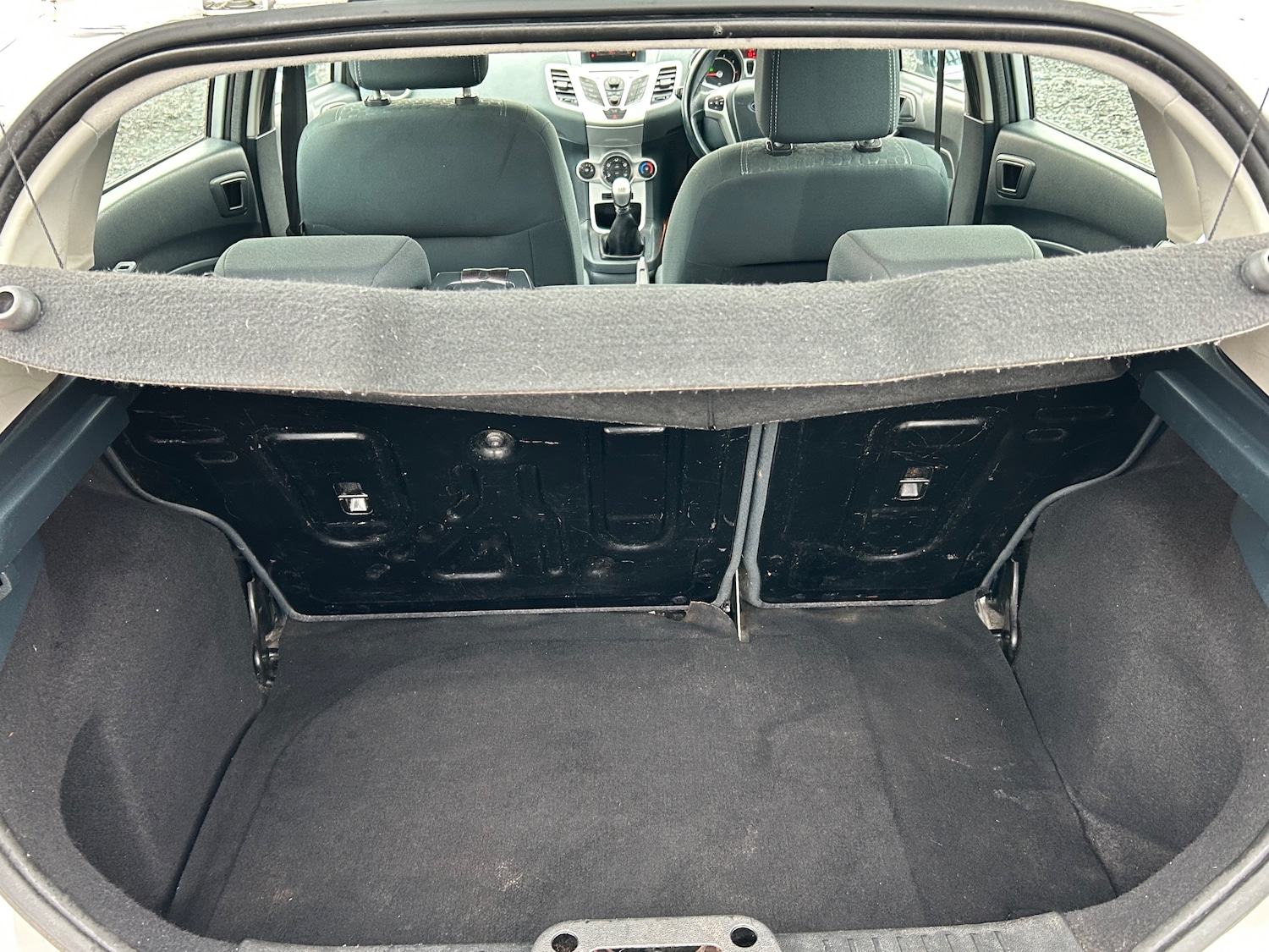 Used Ford Fiesta 2010 for sale - 76339311: Photo 16