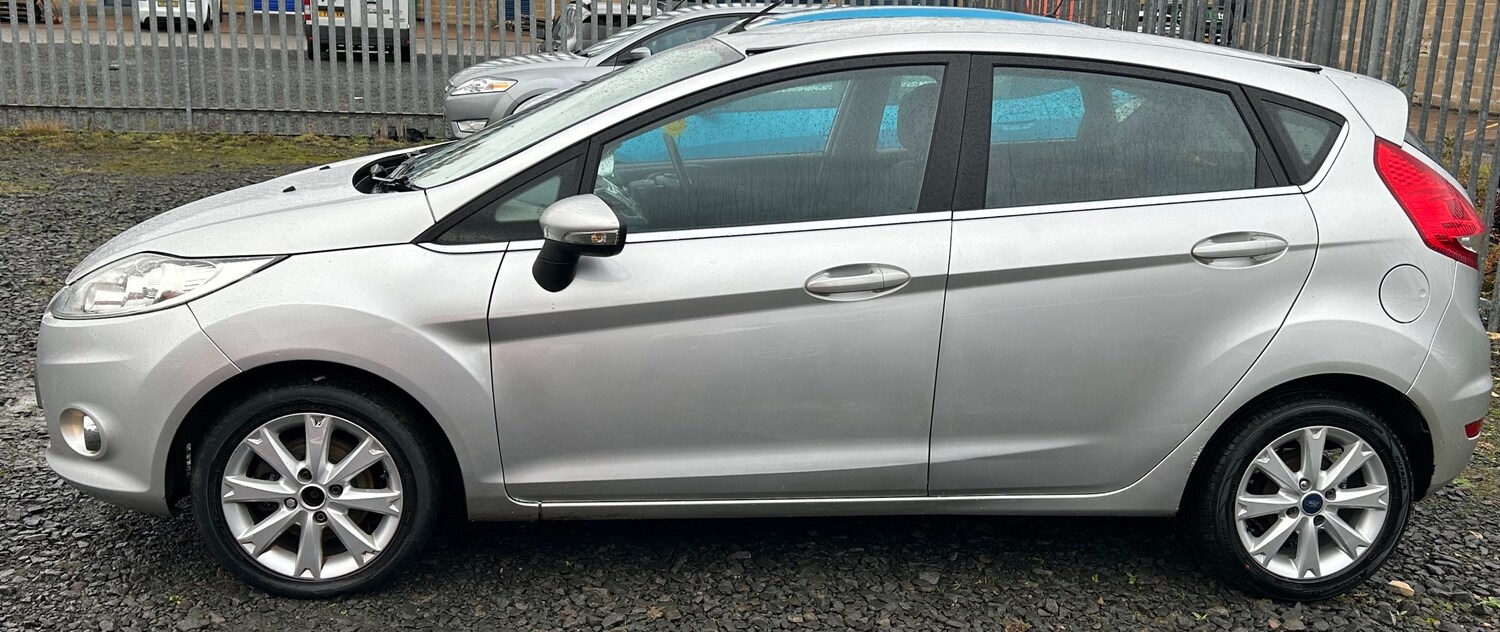Used Ford Fiesta 2010 for sale - 76339311: Photo 6