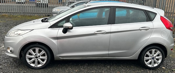 Used Ford Fiesta 2010 for sale - 76339311: Photo 6