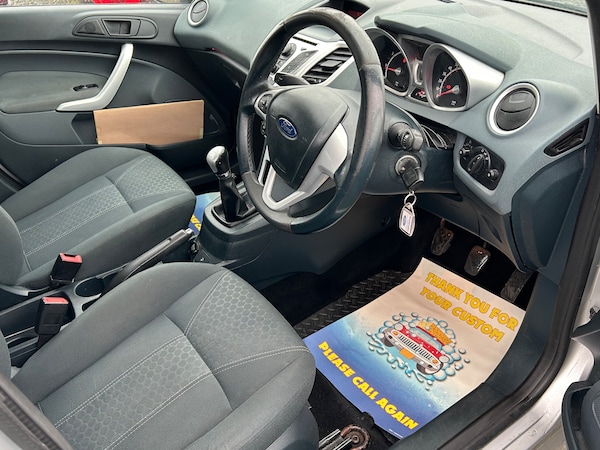 Used Ford Fiesta 2010 for sale - 76339311: Photo 9