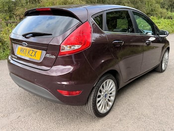 Used Ford Fiesta 2011 for sale - 79676076: Photo