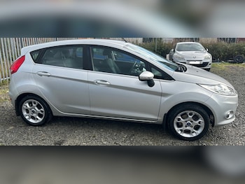 Used Ford Fiesta 2011 for sale - 76034224: Photo 2