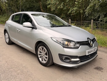 Used Renault Megane 2015 for sale - 79606052: Photo