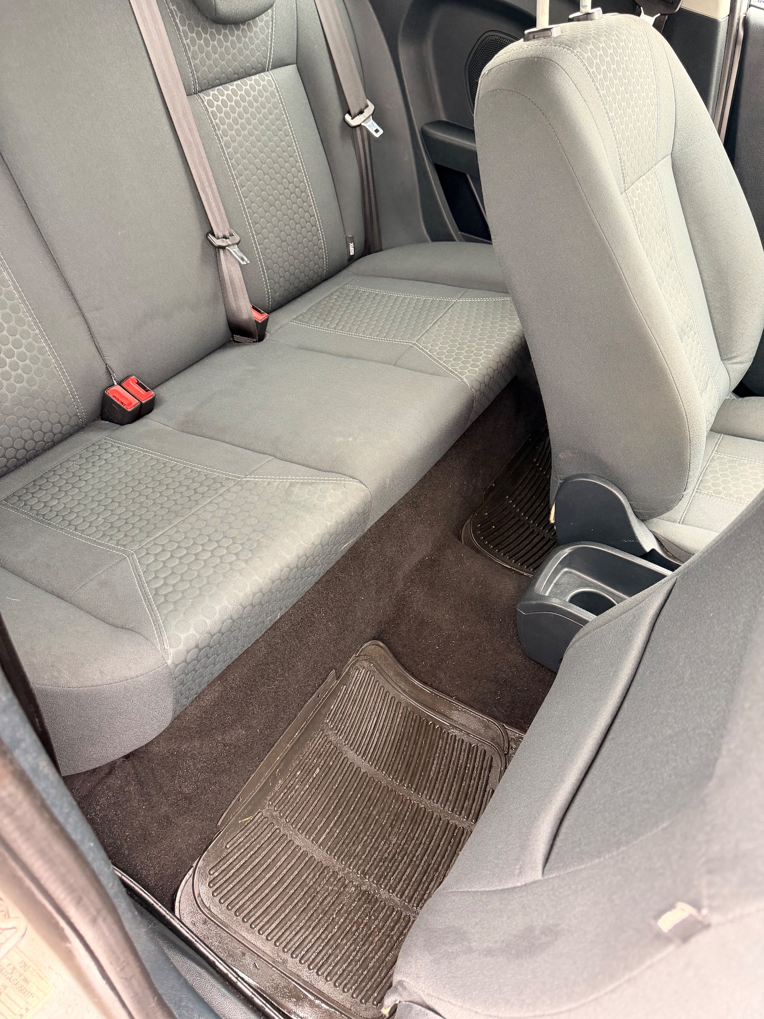 Used Ford Fiesta 2010 for sale - 78098406: Photo 13