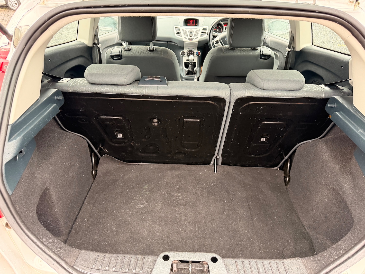 Used Ford Fiesta 2010 for sale - 78098406: Photo 16