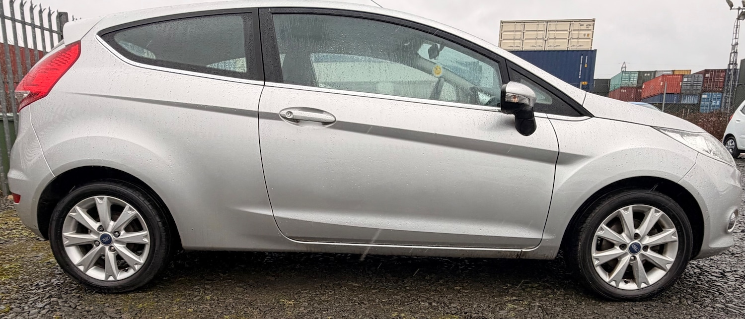 Used Ford Fiesta 2010 for sale - 78098406: Photo 2