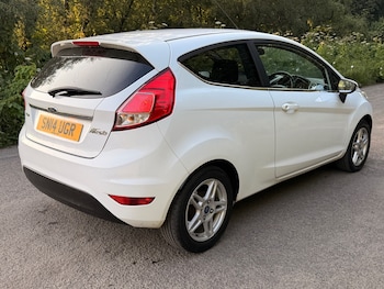 Used Ford Fiesta 2014 for sale - 79213974: Photo