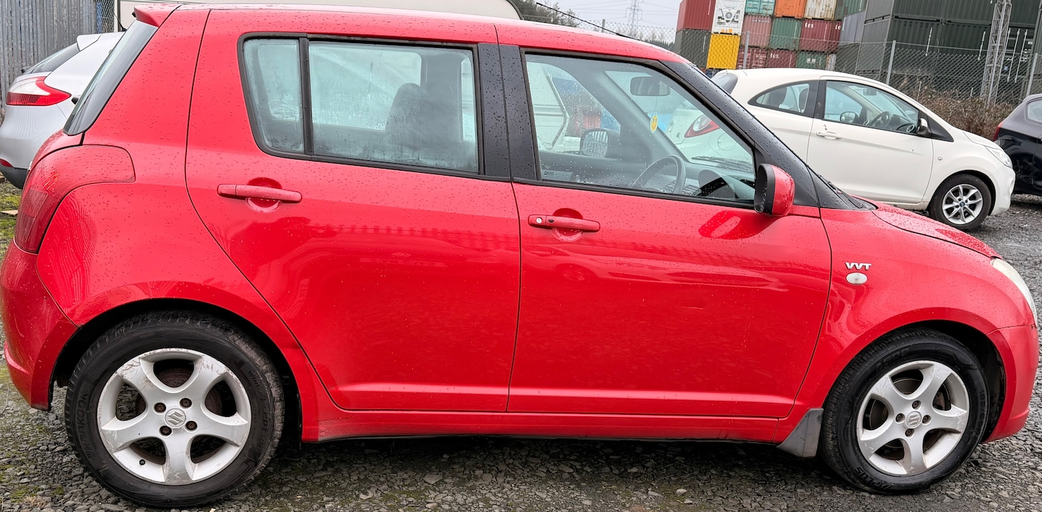 Used Suzuki Swift 2006 for sale - 77506075: Photo 2