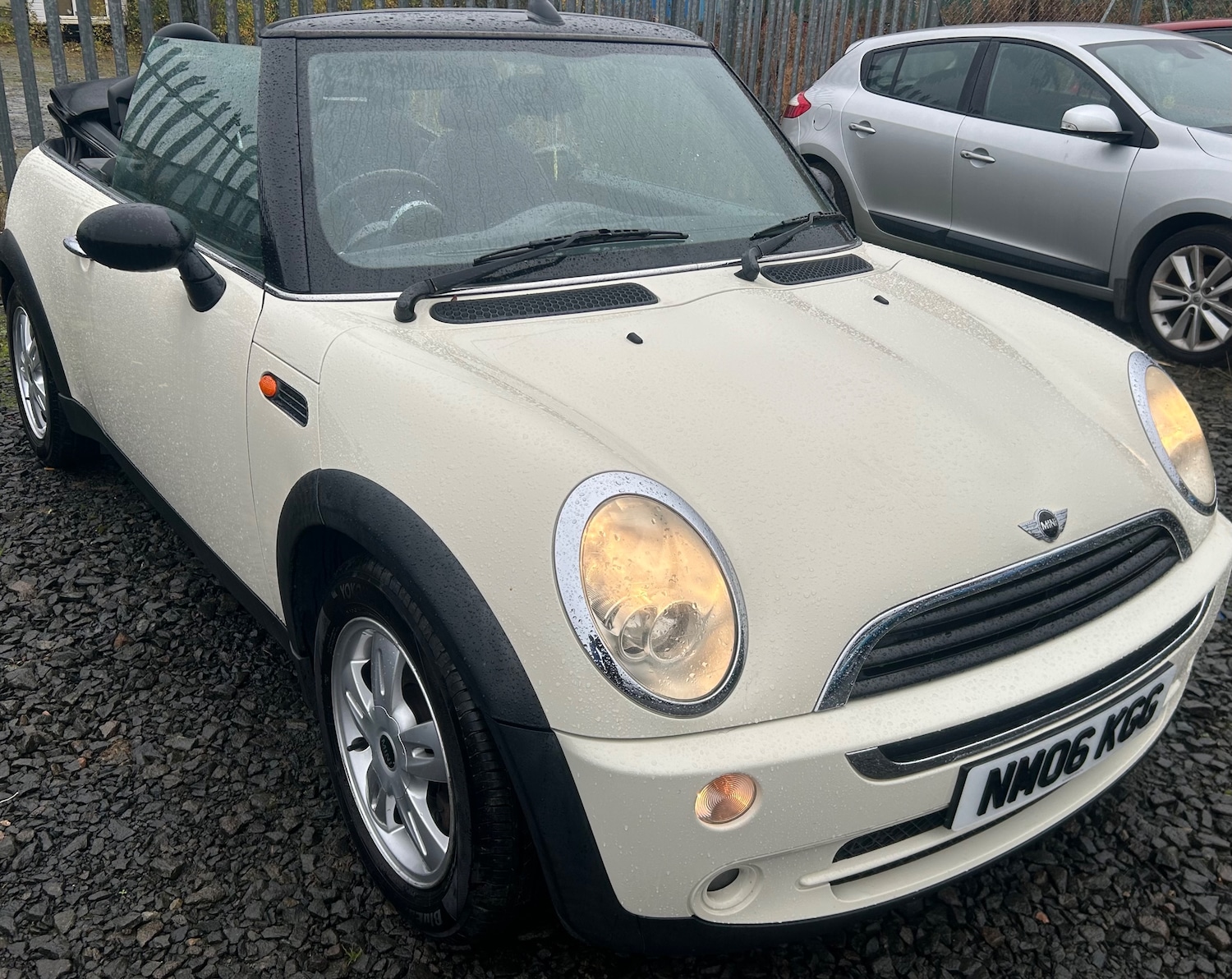 Used MINI Convertible 2006 for sale - 76369004: Photo 19