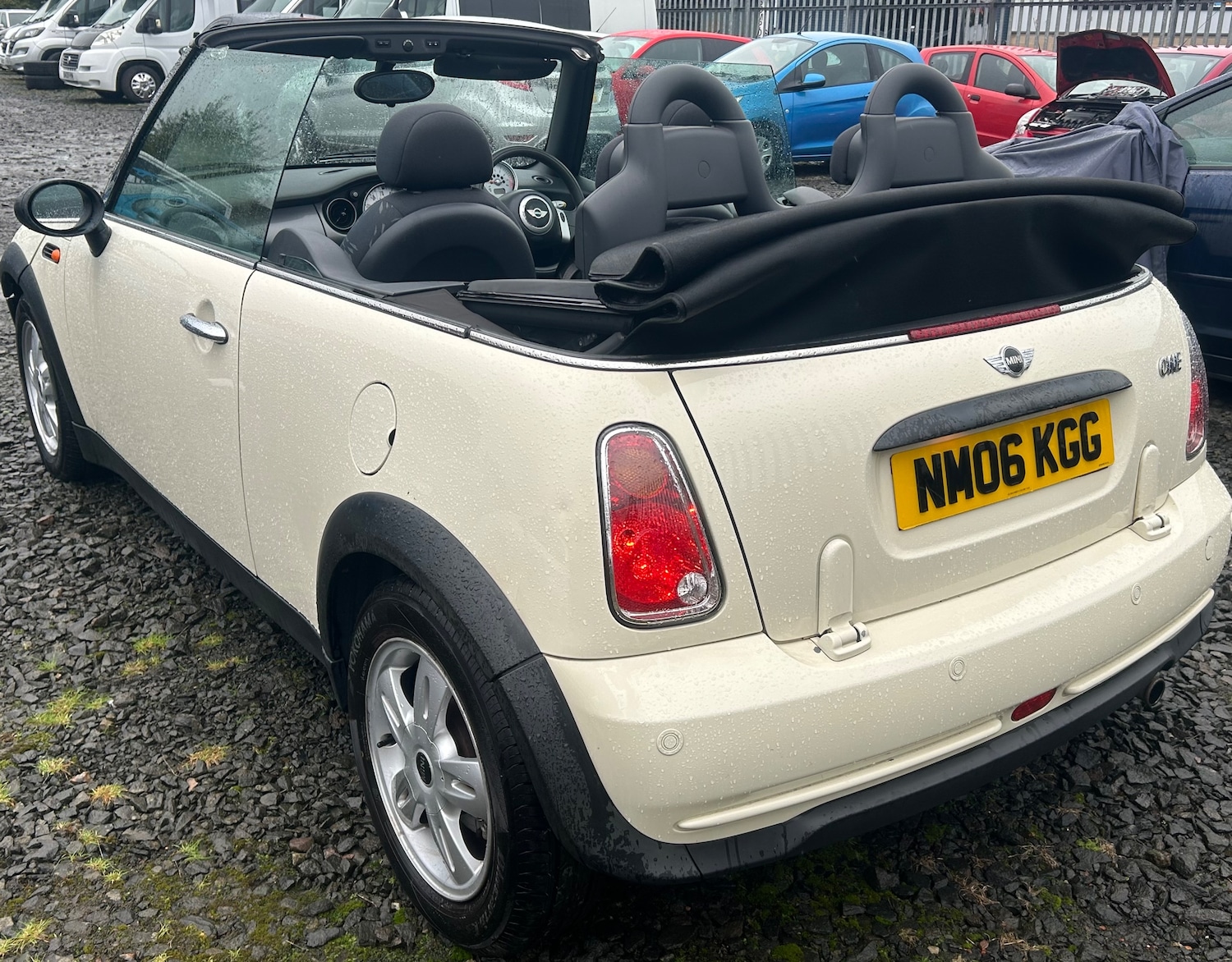 Used MINI Convertible 2006 for sale - 76369004: Photo 21