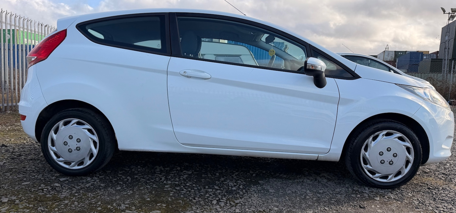 Used Ford Fiesta 2012 for sale - 77834742: Photo 2