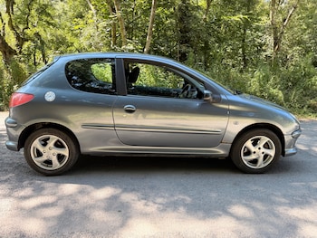 Used Peugeot 206 2006 for sale - 79306050: Photo