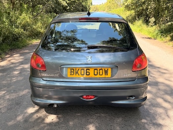 Used Peugeot 206 2006 for sale - 79306050: Photo