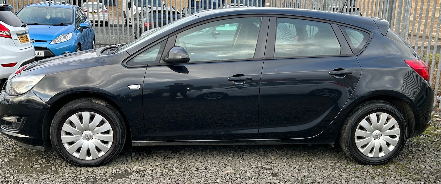 Used Vauxhall Astra 2012 for sale - 76750878: Photo 6