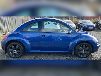 Used Volkswagen Beetle 2010 for sale - 75987200: Photo