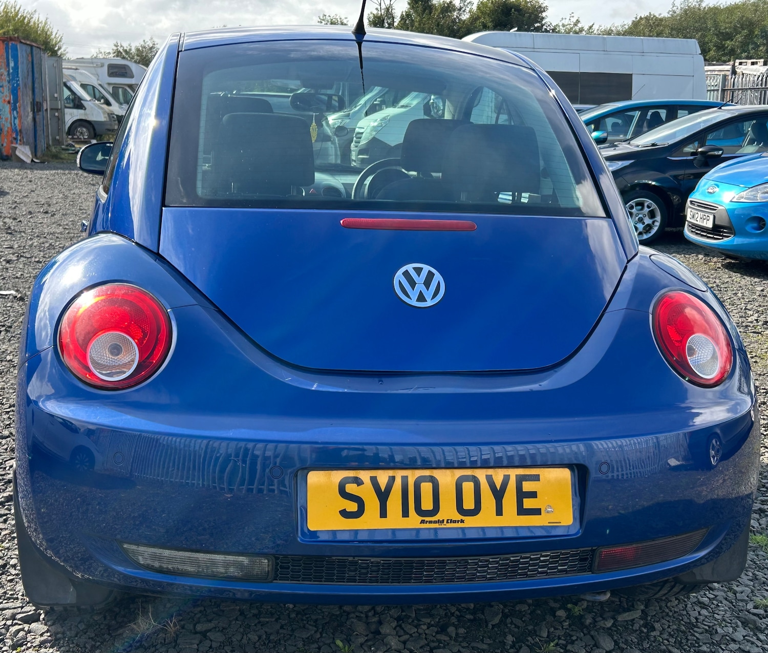 Used Volkswagen Beetle 2010 for sale - 75987200: Photo 4