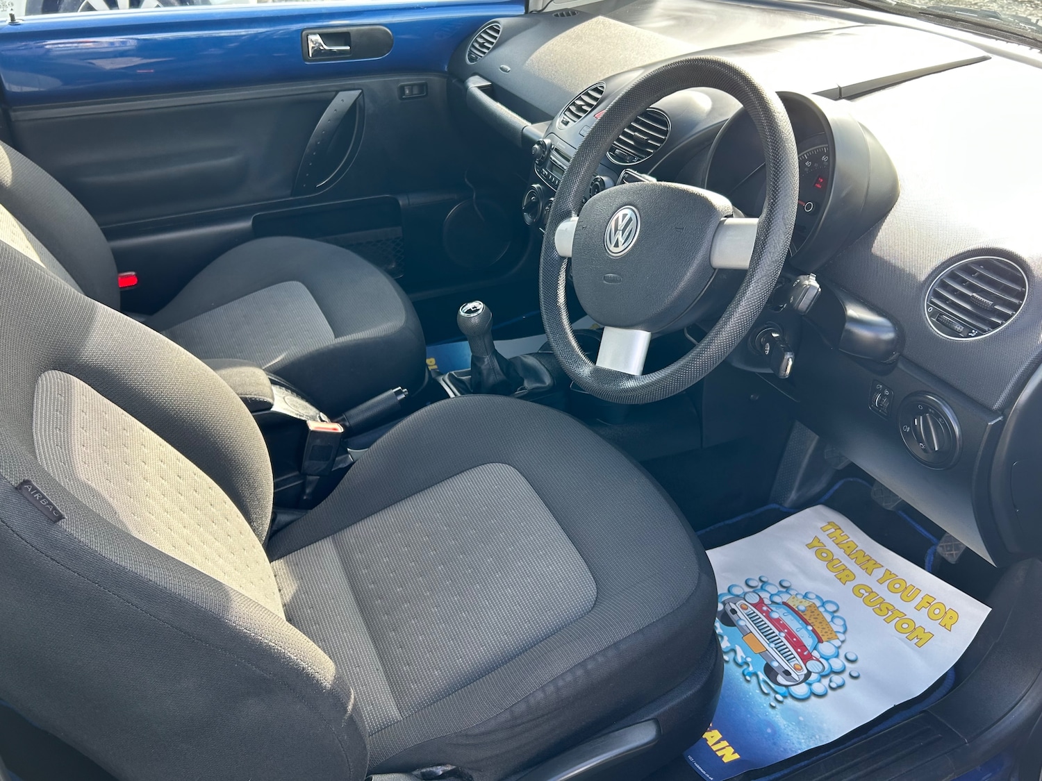 Used Volkswagen Beetle 2010 for sale - 75987200: Photo 9