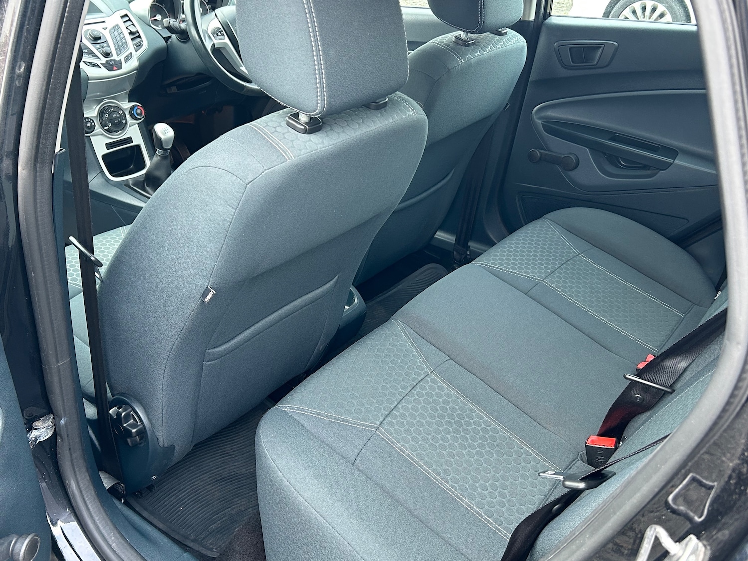 Used Ford Fiesta 2010 for sale - 76191404: Photo 15