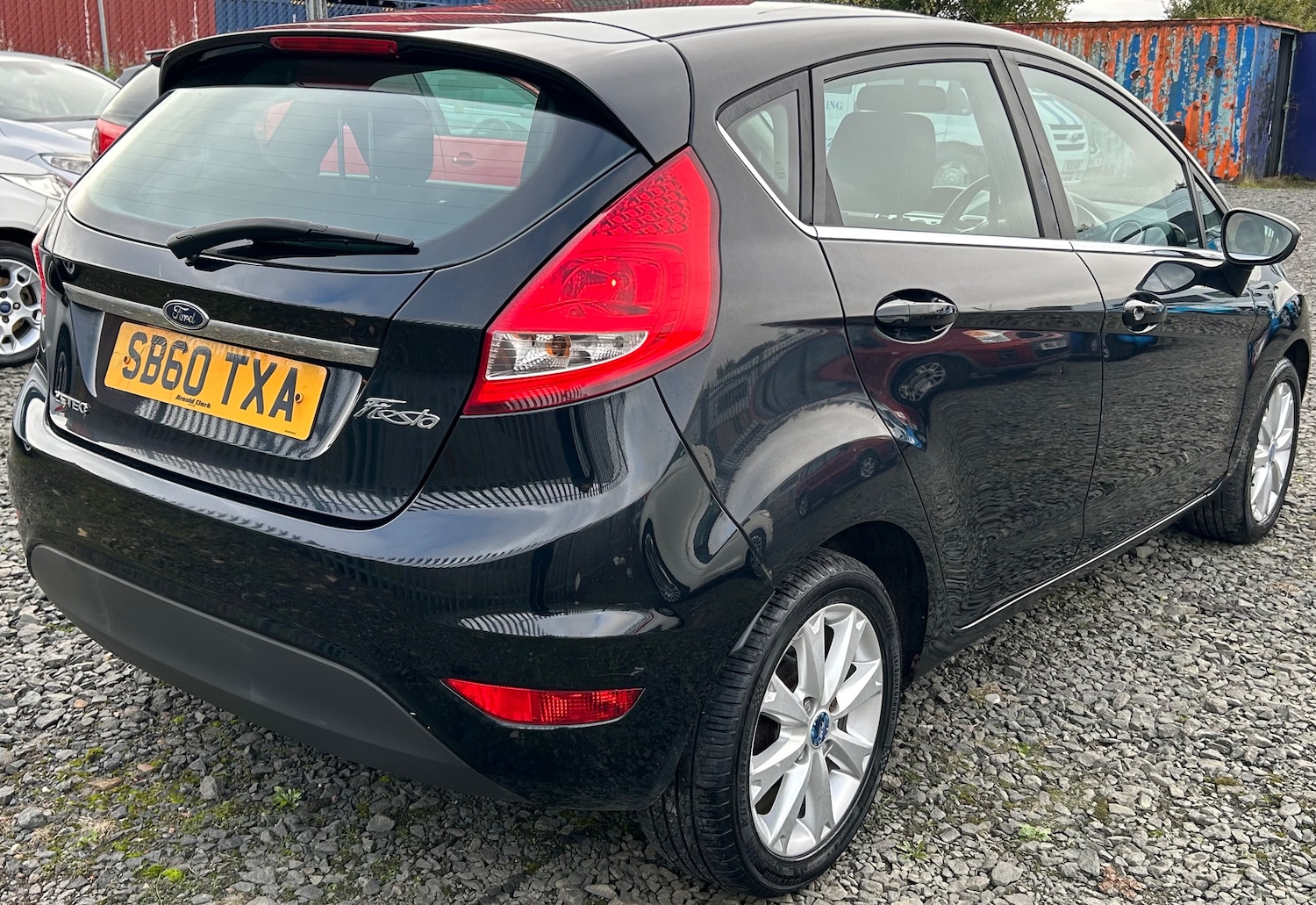 Used Ford Fiesta 2010 for sale - 76191404: Photo 3
