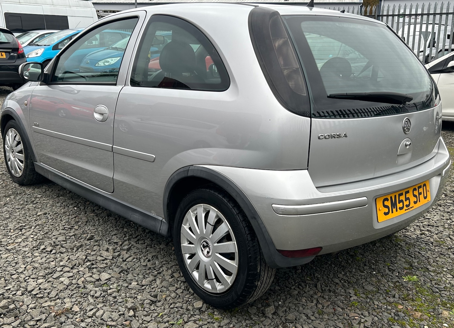 Used Vauxhall Corsa 2006 for sale - 76788489: Photo 2
