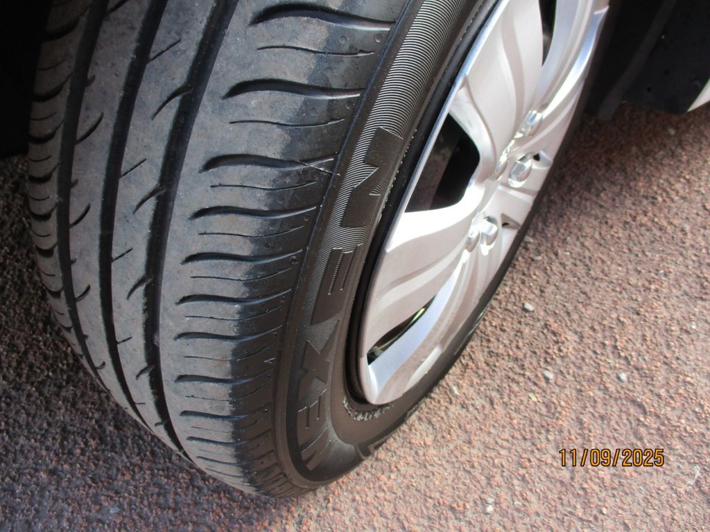 Used Dacia Logan MCV 2015 for sale - 76266716: Photo 16