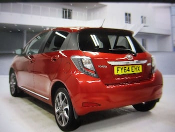 Used Toyota Yaris 2014 for sale - 77110922: Photo