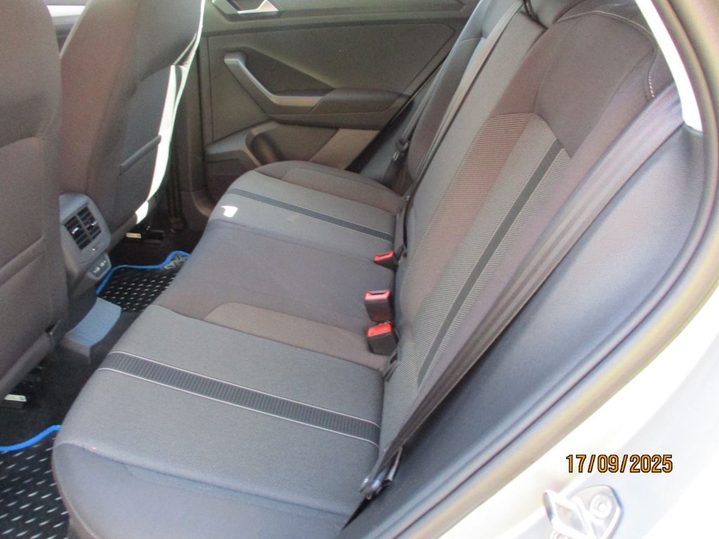 Used Volkswagen T-Roc 2022 for sale - 76406251: Photo 12