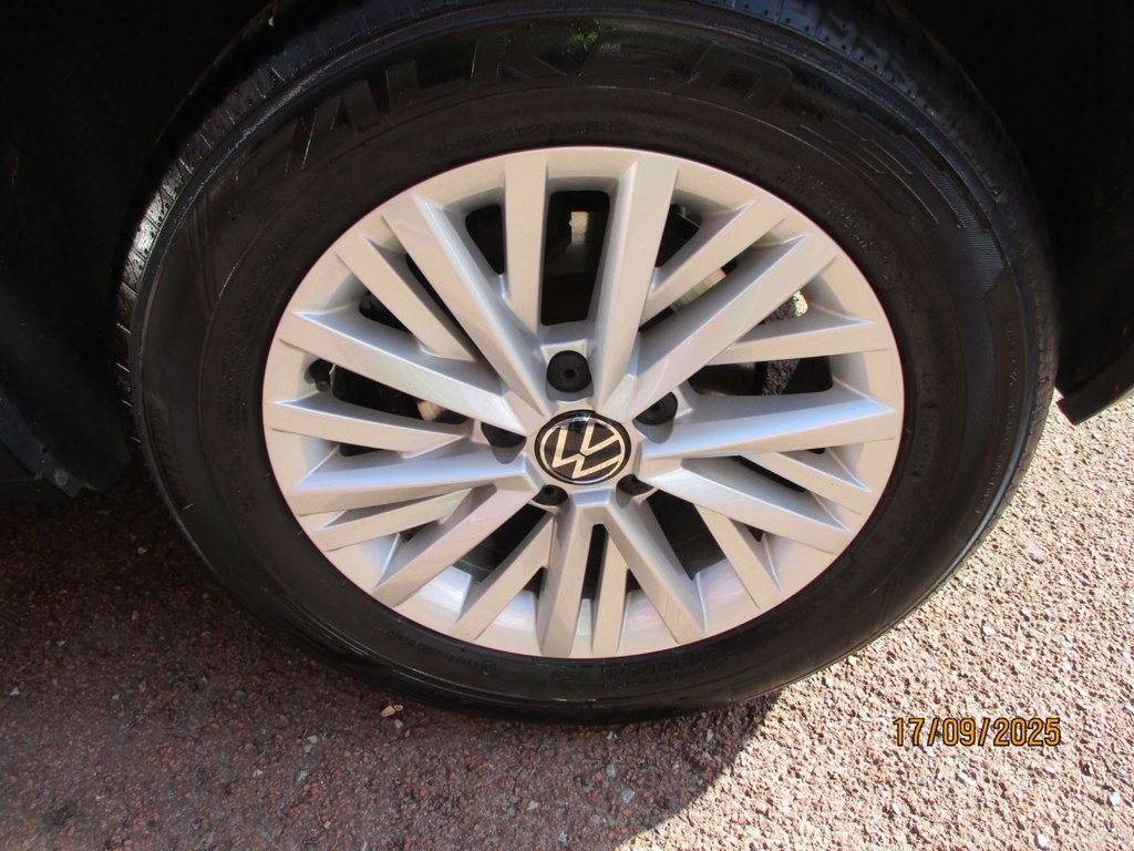 Used Volkswagen T-Roc 2022 for sale - 76406251: Photo 14