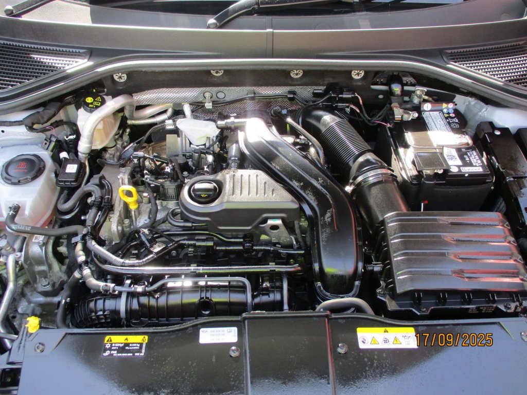 Used Volkswagen T-Roc 2022 for sale - 76406251: Photo 17