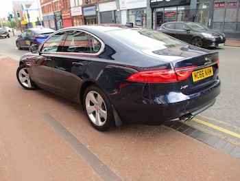 Used Jaguar XF 2017 for sale - 75538057: Photo