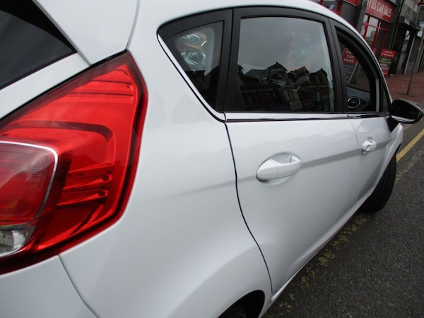 Used Ford Fiesta 2015 for sale - 76245145: Photo 24