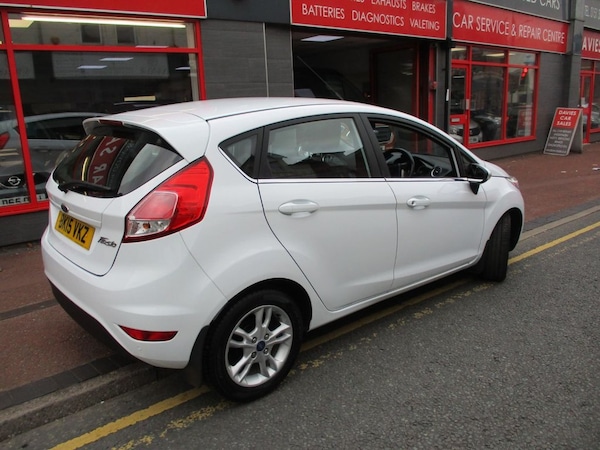Used Ford Fiesta 2015 for sale - 76245145: Photo 2