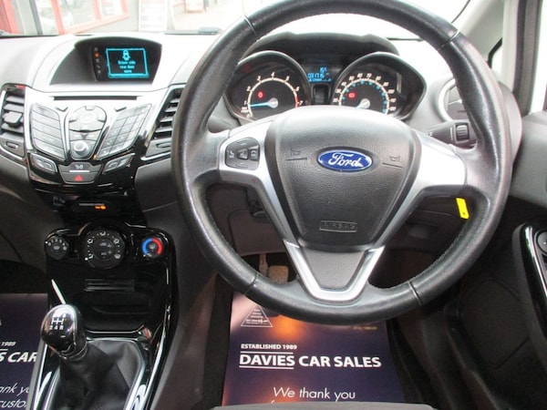 Used Ford Fiesta 2015 for sale - 76245145: Photo 5