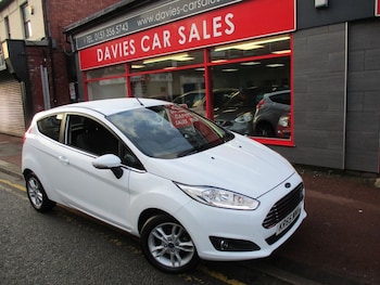 2015 (65) - 1.25 82 Zetec 3dr