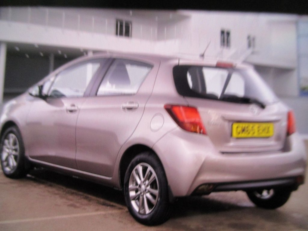 Used Toyota Yaris 2015 for sale - 78044685: Photo 3