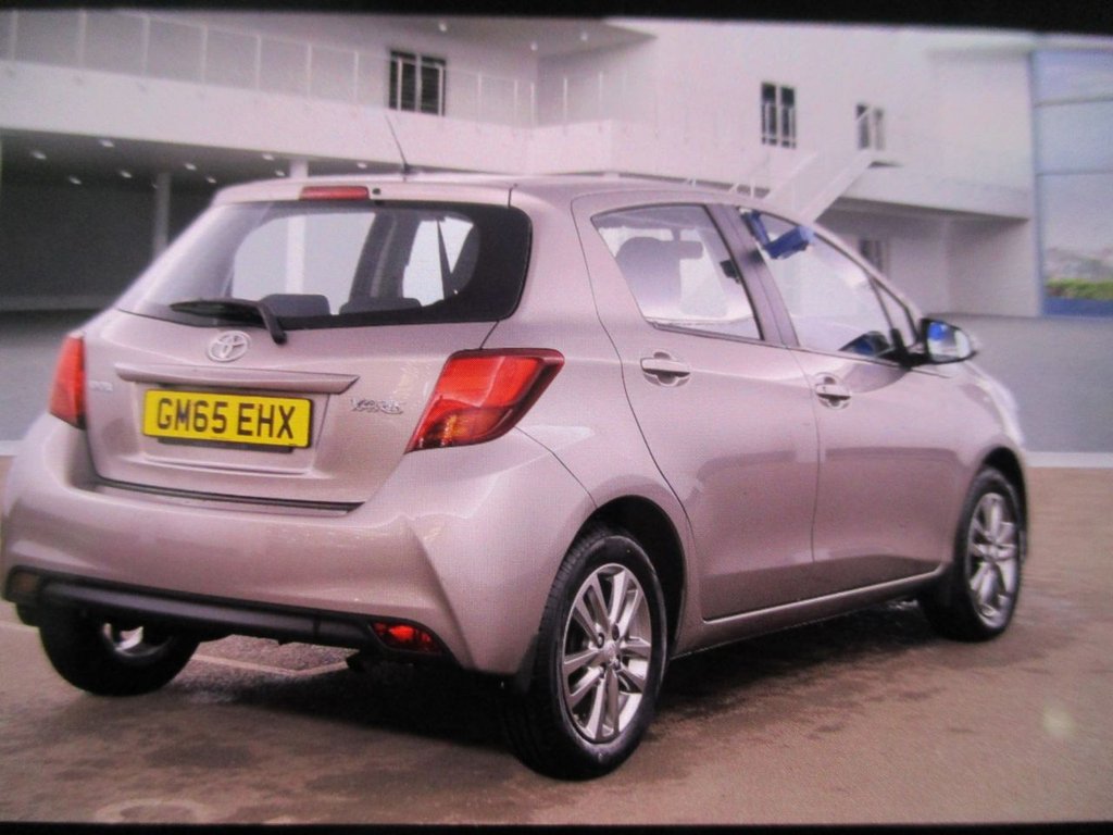 Used Toyota Yaris 2015 for sale - 78044685: Photo 4