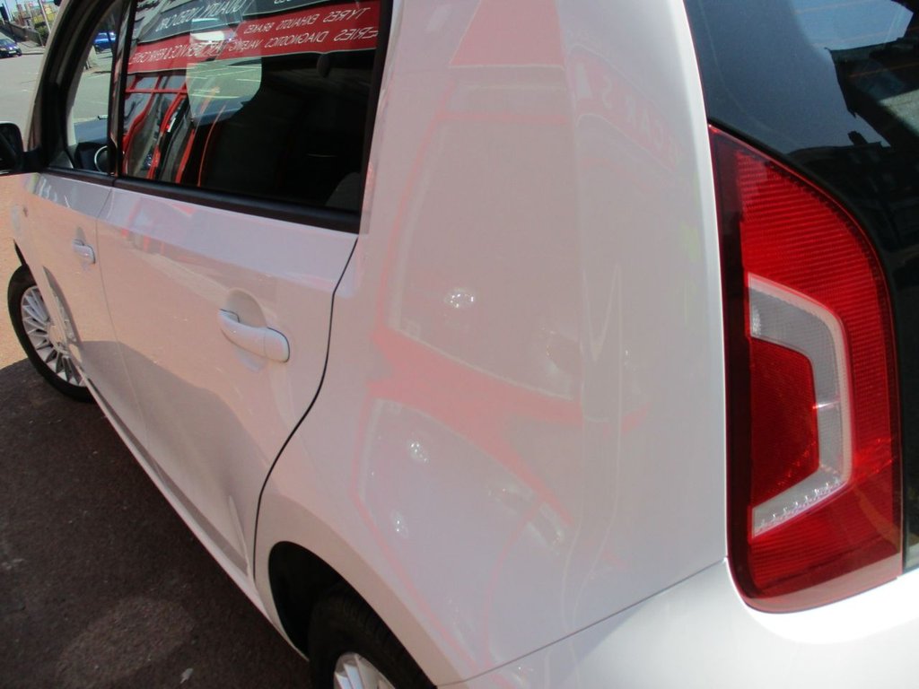 Used Volkswagen up! 2015 for sale - 76395987: Photo 24