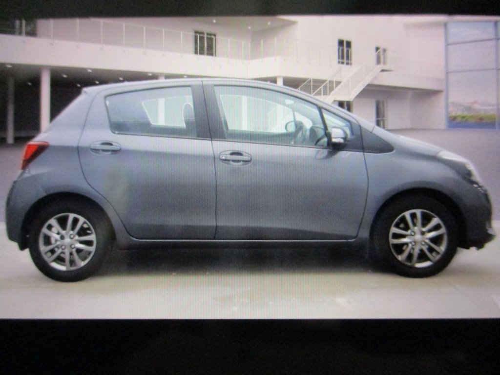 Used Toyota Yaris 2015 for sale - 76470511: Photo 5