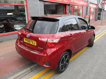 Used Toyota Yaris 2018 for sale - 78468748: Photo